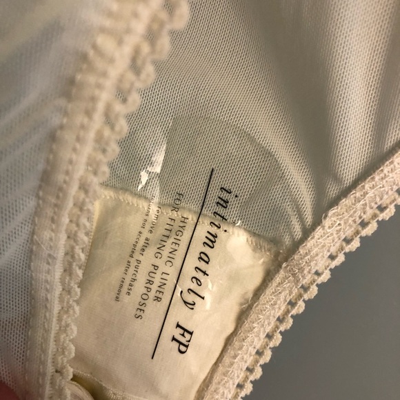 NWT Free People romantic peasant blouse thong bodysuit size medium - Picture 5 of 7